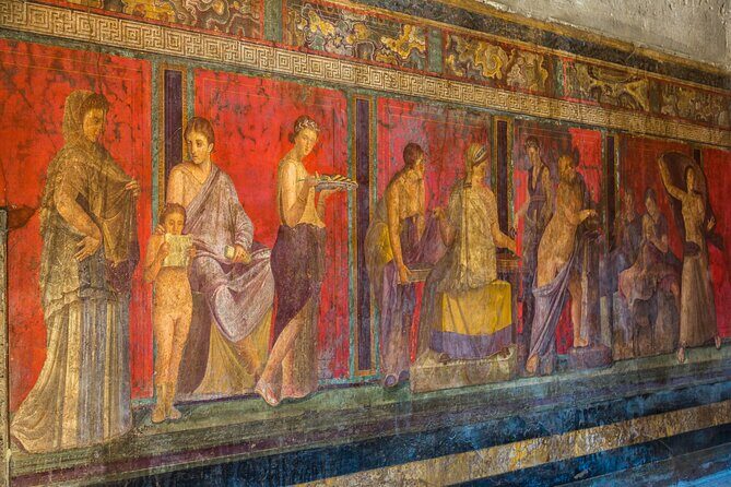 Skip-The-Line Tickets VIP Small Group Tour To Pompei and Vesuvius - Lunch stop and the market break you should be ready for