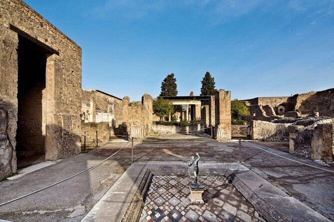 Sorrento private tour from Naples Train Station with Pompeii and Positano - Positano First: The Cliffside Town with a Down-to-the-Sea Stroll