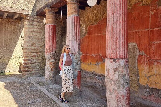 The charm of Pompeii and Herculaneum.Private Tour with Official Guide - The train transfer: why included tickets make this tour easier