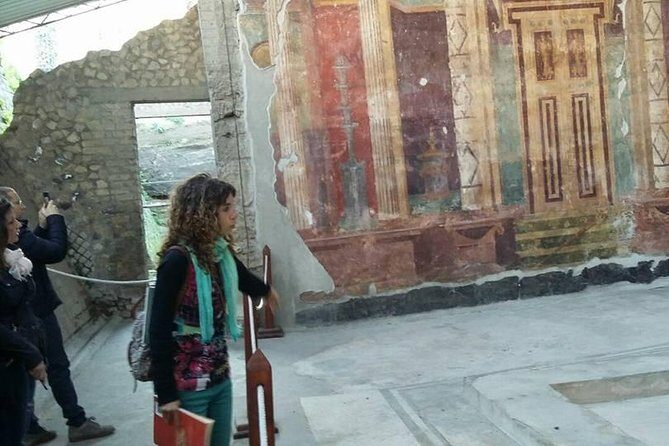 Tour in the villa of Poppea with an archaeologist - What the guide adds (and how it helps your brain)