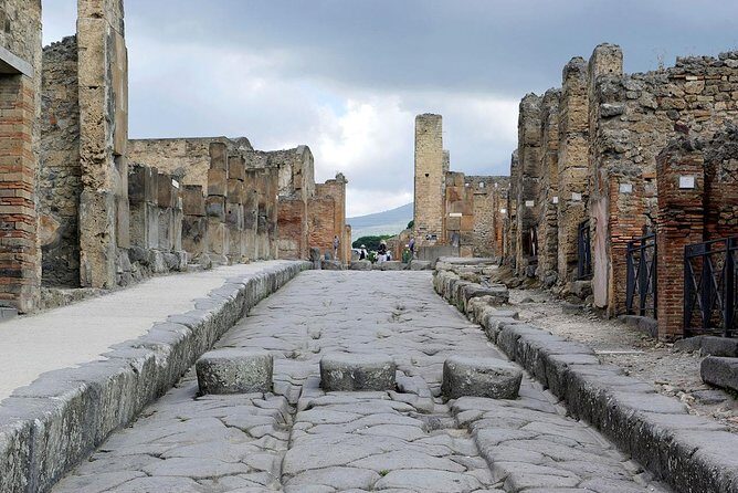 Tour of Positano+Sorrento+Pompeii (BEST SELLER Full Day) - Pompeii: UNESCO ruins, tickets you must plan for, and the guide decision