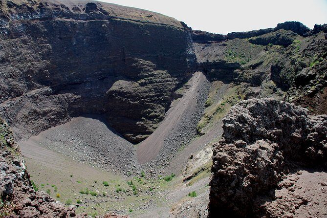 Tour on Vesuvius with wine tasting - Wine Tasting + Lunch on the Slopes (What You Get, What to Expect)