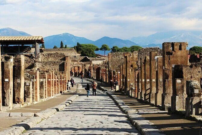 Transfer from Naples to Positano/Sorrento via Pompeii or vice versa - Price Breakdown: What $210.27 Covers (and What It Doesn’t)