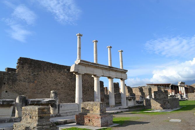 Transfer from Naples to Positano with 2 hours Private Tour in Pompeii - How to Get the Most Out of a Pompeii Highlights Sprint