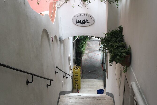 Transfer from Naples to Positano with a stop at Pompeii or Positano to Naples - Wi‑Fi, Luxury Comfort, and Why the Ride Actually Matters