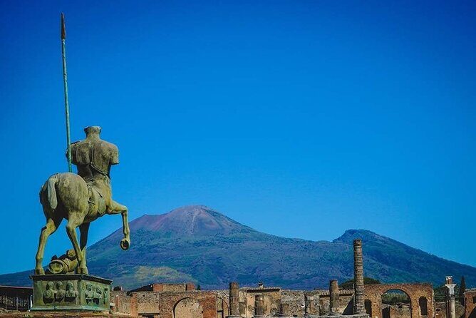 Transfer Naples airport/station to Sorrento with stop in Pompeii - Tickets and timing: the one planning snag to avoid