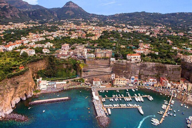 Transfers from Naples to Sorrento Positano Amalfi Ravello Maiori - Private Door-to-Door Transfers Across Campania’s Scenic Roads