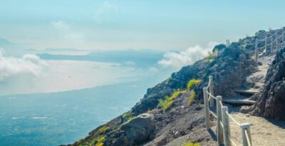 Vesuvius and Herculaneum - Where You Start: Via Roma 32 and the Minibus Rhythm
