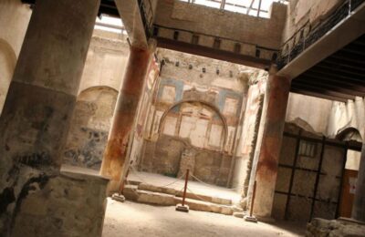 Vesuvius and Herculaneum from Naples - The transfer to Ercolano: quick hop, real breathing space