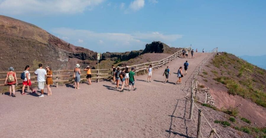 Vesuvius and Pompeii Transfer + Entrance for the Vesuvio - Key things to know before you go