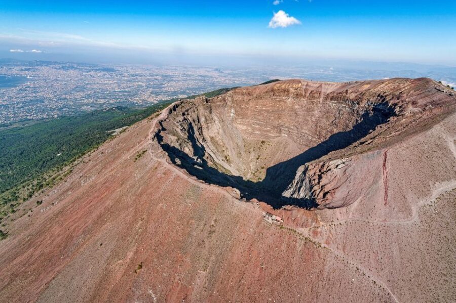 Vesuvius: entrance ticket + bus round-trip - Key takeaways before you go