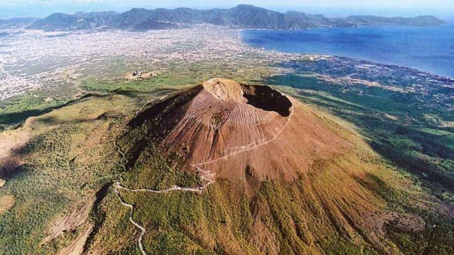 Vesuvius - Herculaneum - Pompeii Excavations Tour - Herculaneum Walks Through the Ashes of 79 AD