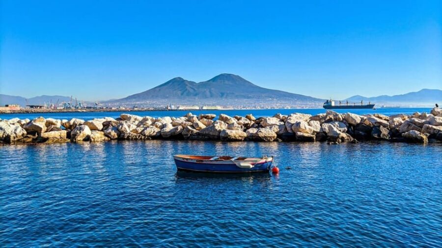 Vesuvius - Herculaneum - Pompeii Excavations Tour - Climbing Mount Vesuvius for the View Over Pompeii and the Bay of Naples