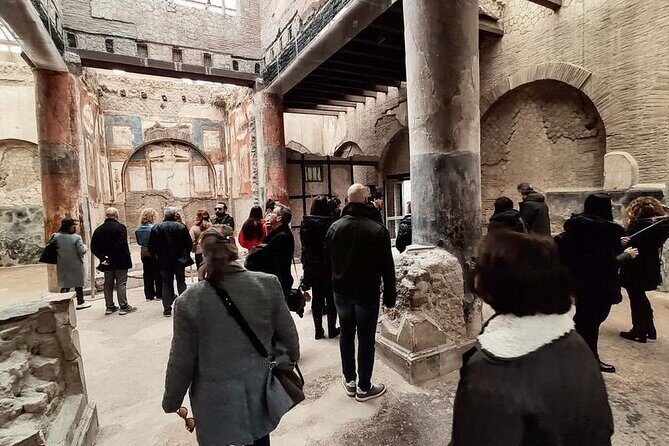 Vesuvius & Herculaneum Small Group Tour from Naples - Vesuvius National Park: 1,000 Meters Up, Crater Time, and the Walk