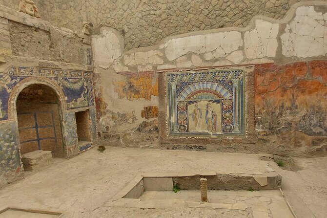 Visit in Pompeii - Herculaneum Private Tour with Ada - Frescoes and mosaics that still look like yesterday