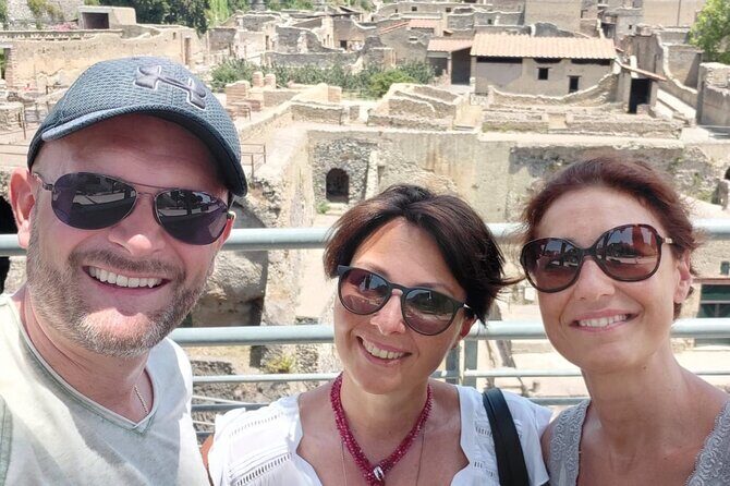 Visit in Pompeii - Herculaneum Private Tour with Ada - Price and value: what $220.28 per person really buys
